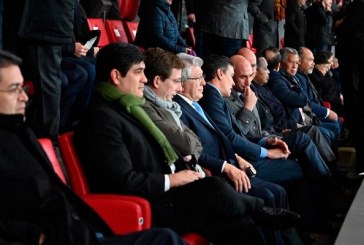 Presidente del Gobierno de España invita al mandatario hondureño a presenciar partido Atlético de Madrid-Barcelona