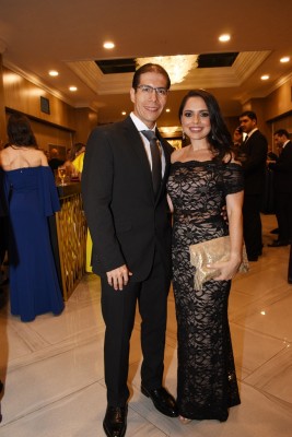 Daniela Castro Dunaway y su esposo, Victor Hernández