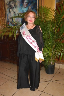 Doña Vilma Rosales fue electa Mujer del Año 2020 en el IWC