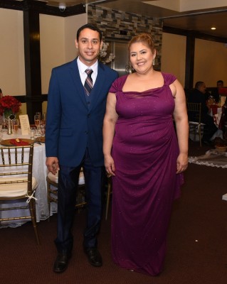 Los padrinos de boda, Carlos Alvarado y Doris Chinchilla