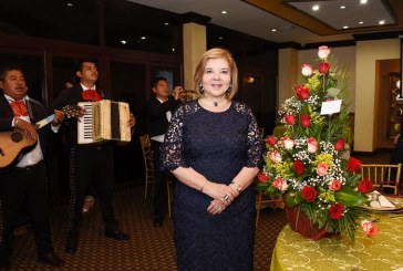 Especial celebración de cumpleaños en honor a María Antonia de Suazo