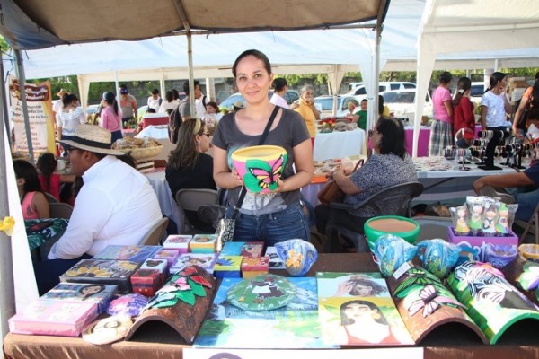 Con éxito elaboran el pozol más grande del mundo en Choluteca
