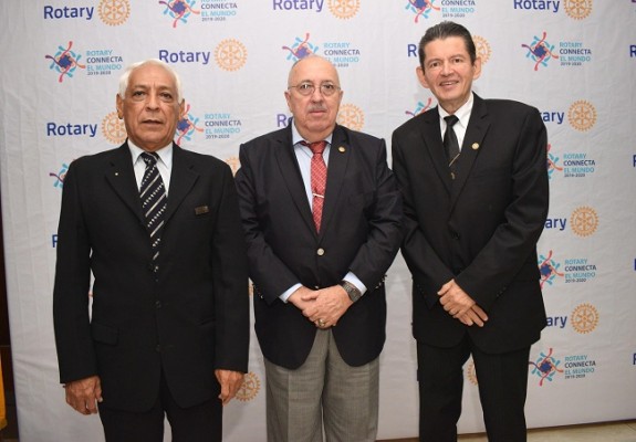Juan Ramón Sarmiento, Héctor Aguilar y Roberto Kattán.