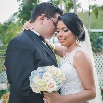 Irene y Ricardo lograron imágenes fabulosas de su gran día de bodas…para muestra un botón…