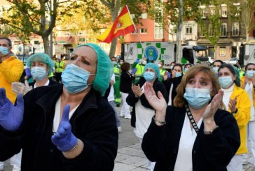 Reanudan actividades económicas desde este lunes en España, pero varias regiones se oponen