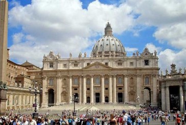 Basílica de San Pedro de Roma volverá a abrir sus puertas a los turistas este lunes