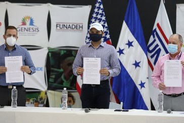 Senprende y Funadeh firman convenio para capacitar a 300 jóvenes emprendedores