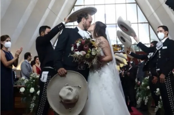 La boda de la hija de Alejandro Fernández al estilo charro