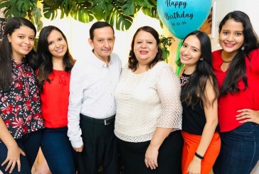 Lidabel de Mena fue agasajada en su cumpleaños