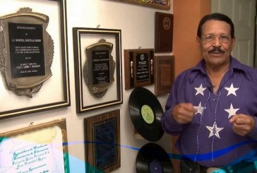 Marca Honduras entrega donativo para gastos médicos al cantautor de la canción insigne “Adelante Selección”