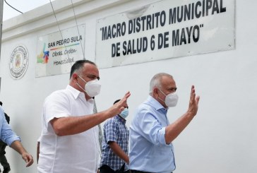 Mauricio Oliva y Juan Diego Zelaya conocen modelo de atención en salud municipal de SPS