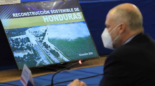 Hernández expone a bancos multilaterales los daños que dejaron las tormentas tropicales Eta y Iota
