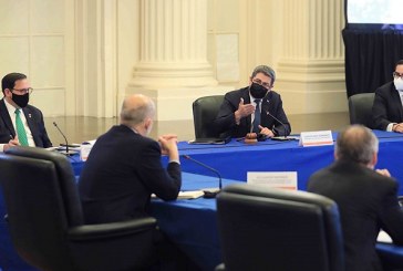 Hernández expone a bancos multilaterales los daños que dejaron las tormentas tropicales Eta e Iota