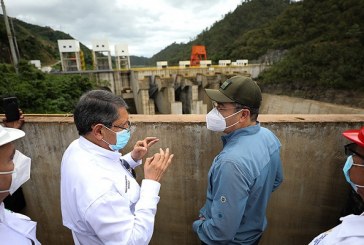 Hernández supervisa avances de la hidroeléctrica Patuca III en Olancho, generará 104 megavatios de energía limpia