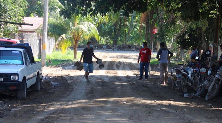 Operación No Están Solos entrega limpia la colonia Cementerio de La Lima