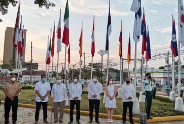 En el Día de las Américas: ceremonia de izamiento de Pabellones de países amigos en Plaza de las Banderas