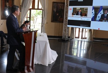 Hernández llama a mayor acceso a la vacuna contra la covid-19 y alerta sobre amenaza en lucha contra el narcotráfico
