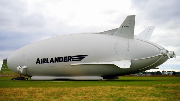 Revelan imágenes del concepto de interior del futuro dirigible comercial Airlander 10