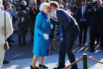 La reina Isabel II se reconcilia con el príncipe Harry