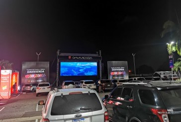 Ahora los sampedranos pueden ver su película favorita en autocinema