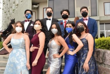 Graduación y celebración de los Seniors 2021 de la Academia Americana