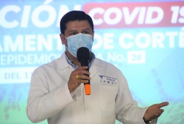 Advierte Roberto Cosenza: la población no debe relajar las medidas de bioseguridad por la vacuna