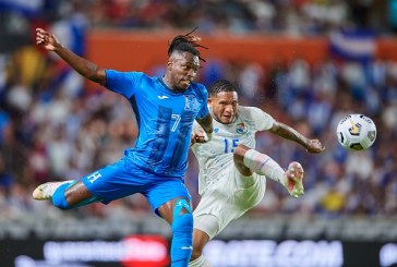 Honduras vence a Panamá para avanzar a cuartos de final de la Copa Oro