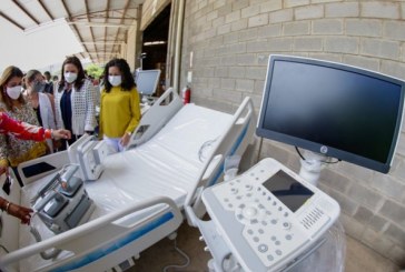 Secretaría de Salud entrega equipos médicos y de laboratorio a 26 hospitales del país