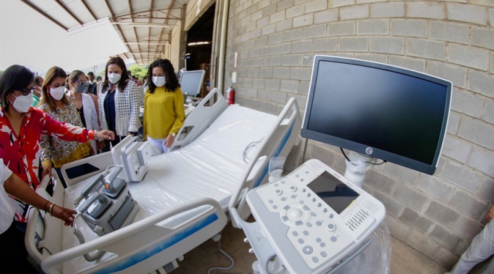 Secretaría de Salud entrega equipos médicos y de laboratorio a 26 hospitales del país