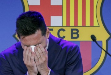 Messi dice adiós al Barcelona entre un mar de lágrimas