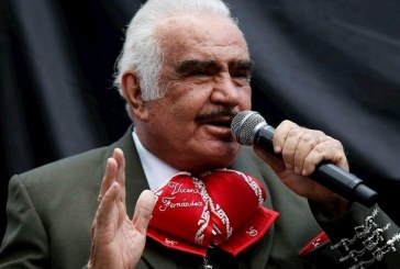 Vicente Fernández Jr. puso un alto a los rumores sobre la supuesta muerte de su padre “El Charro de Huentitán”