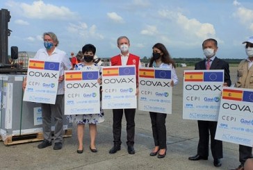 Llegan al país 180.000 dosis de vacunas contra la covid-19 donadas por España