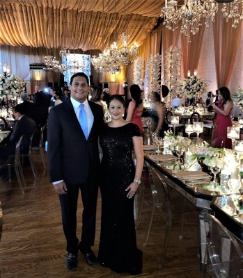 Sergio Pineda Jarufe y Andrea Larios