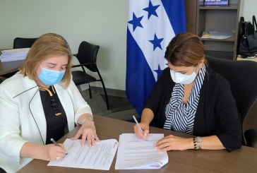 UCENM y Secretaria de Salud suscriben convenio para utilizar centros asistenciales en prácticas de estudiantes