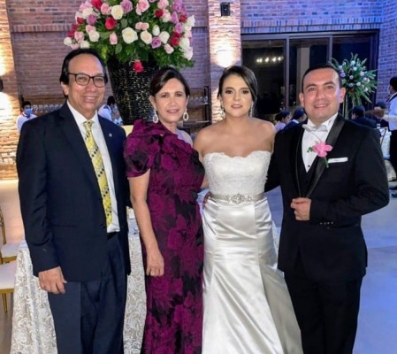la boda de Óscar Cruz y Andrea Villela