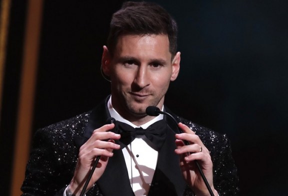 Messi vuelve a coronarse como el mejor jugador del mundo, tras lograr su séptimo Balón de Oro