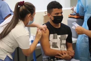 Vacunarán contra la covid-19 en centros comerciales sampedranos durante la temporada navideña