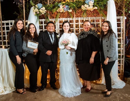 Wilson Aguilar y Bianca Caballero: una romántica boda a 12 grados en La Esperanza, Intibucá
