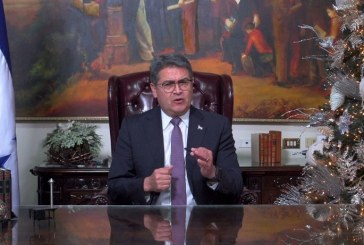Hernández felicita a la Presidente electa Xiomara Castro y anuncia integración de equipo de transición