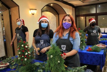 Antonius muestra las nuevas tendencias navideñas en arte floral