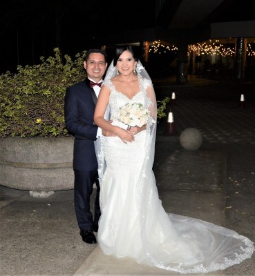 Belizario y Ana Vanessa reafirman su amor con un ‘Sí, acepto’ ante Dios