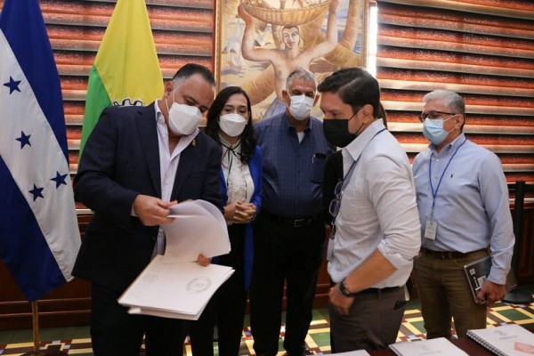 Inicia proceso de transición en alcaldía de San Pedro Sula