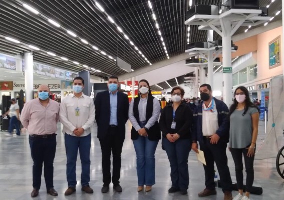 Grupo de hondureños viajan a trabajar legalmente en España