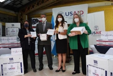 Estados Unidos realiza nueva donación a Honduras de 504,000 jeringas pediátricas y 220,000 viales de dilución