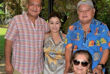 Fiesta entre amigos en las playas de Omoa