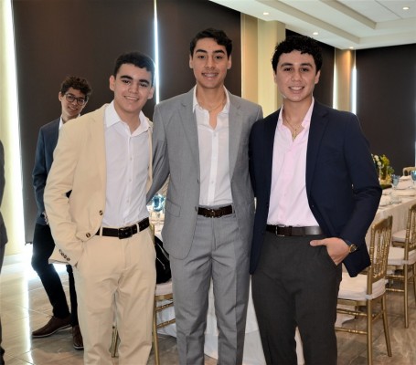 Senior breakfast 2022 de la Escuela Bilingüe Valle de Sula