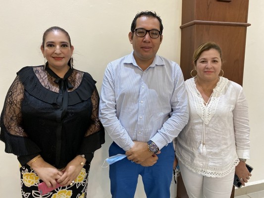 Con ameno convivio agasajan a madres de la UCENM