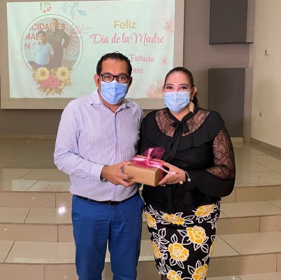 Con ameno convivio agasajan a madres de la UCENM