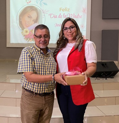 Con ameno convivio agasajan a madres de la UCENM