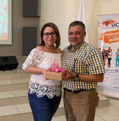 Con ameno convivio agasajan a madres de la UCENM
